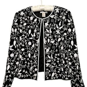 Draper’s and Damon’s Vintage Black Jacket Top  White Floral Embroidery Petite 8